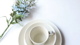 北欧食器ブランド｜ ティーマボウル 15cm ホワイト (iittala イッタラ)｜ ティーマ プレート 21cm ホワイト (iittala イッタラ)｜ ティーマ マグ 0.3L ホワイト (iittala イッタラ）